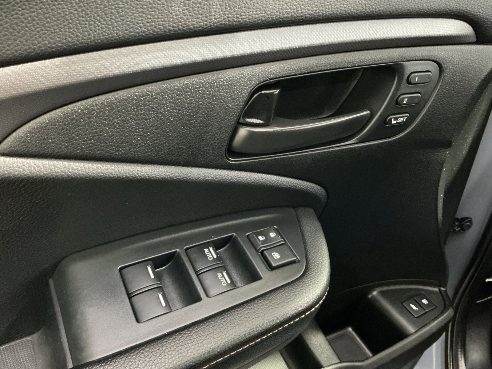 Used 2023 Honda Passport TrailSport image 23