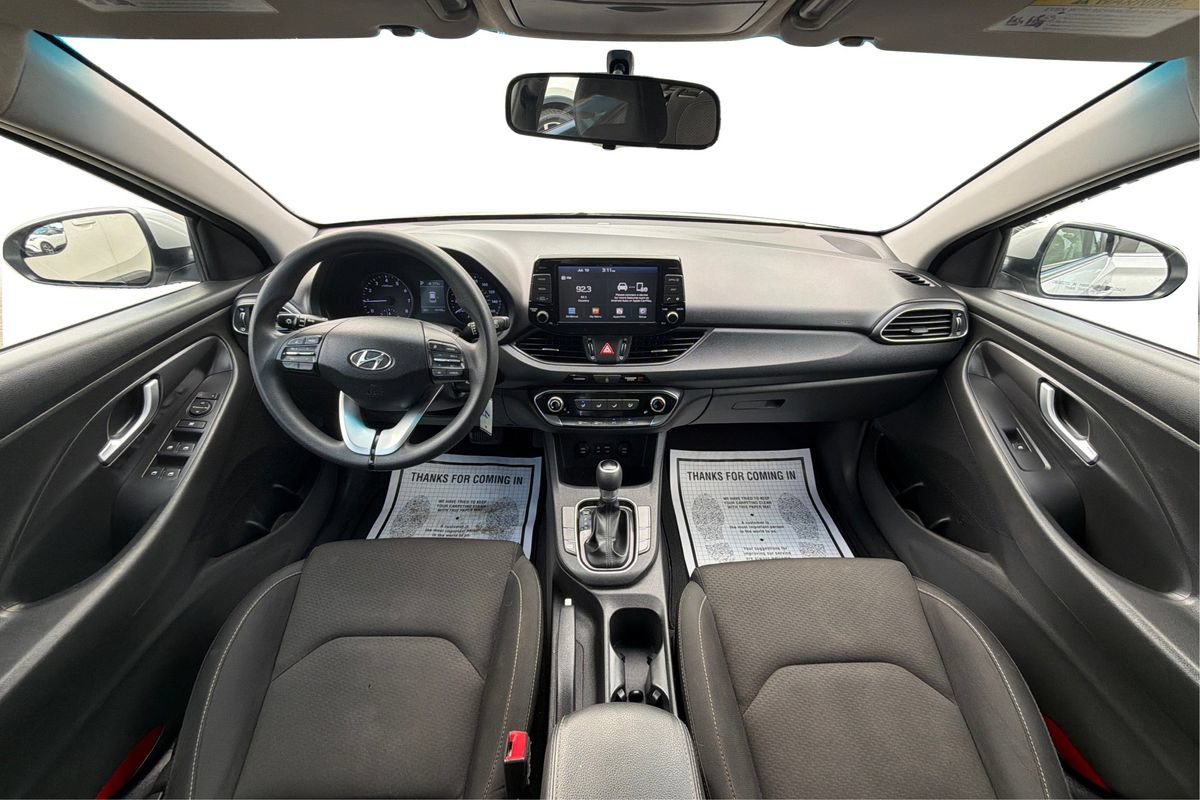 Used 2018 Hyundai Elantra GT FWD image 26