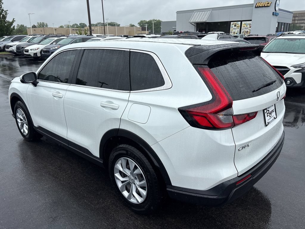 Used 2023 Honda CR-V LX image 5