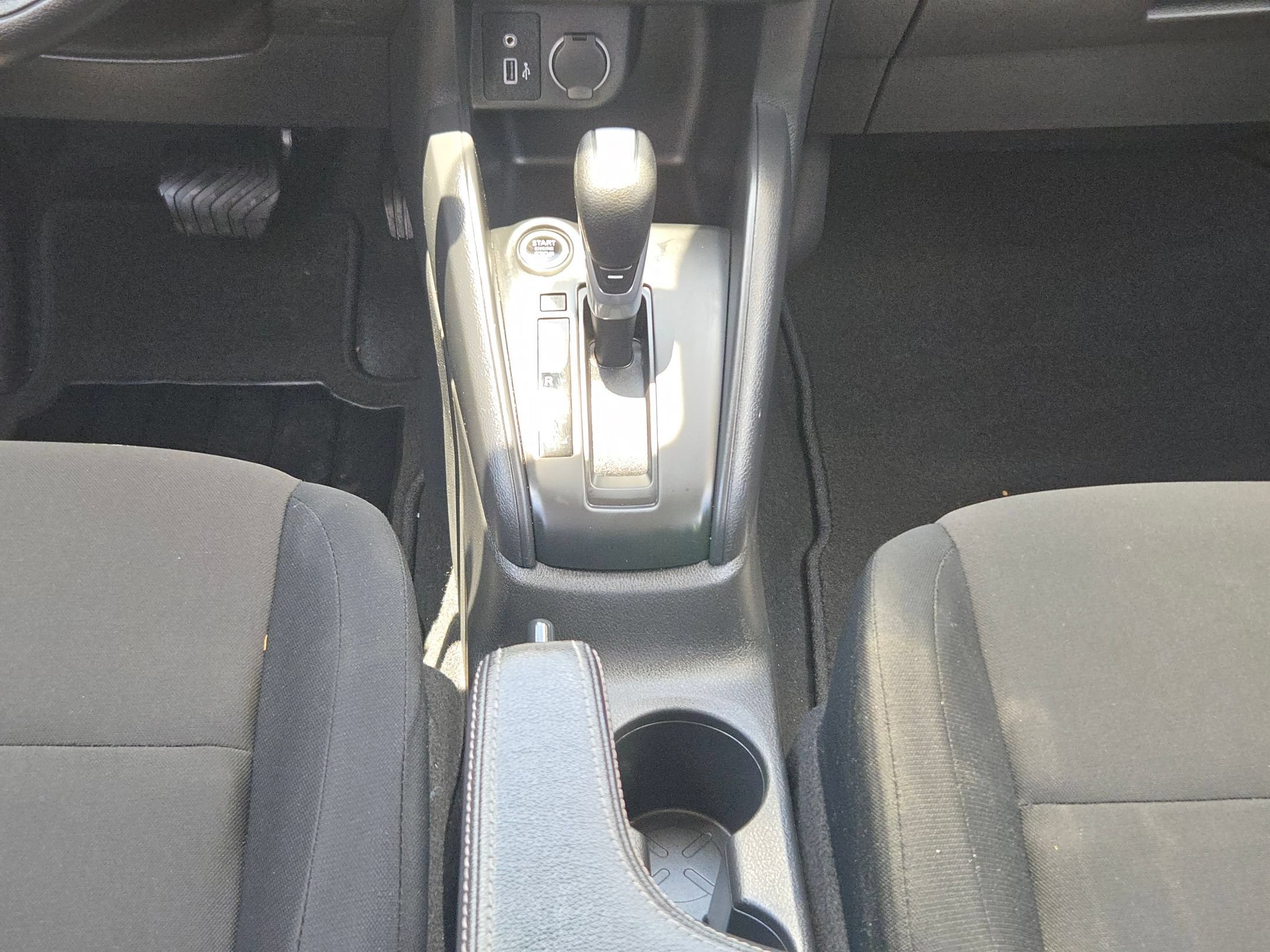 Certified 2025 Nissan Kicks Play S FWD image 18