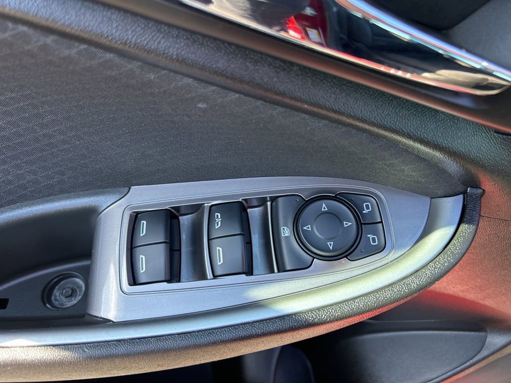 Used 2025 Chevrolet Malibu LT image 14