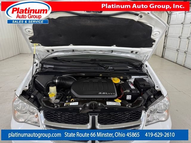 Used 2017 Dodge Grand Caravan SE FWD image 53