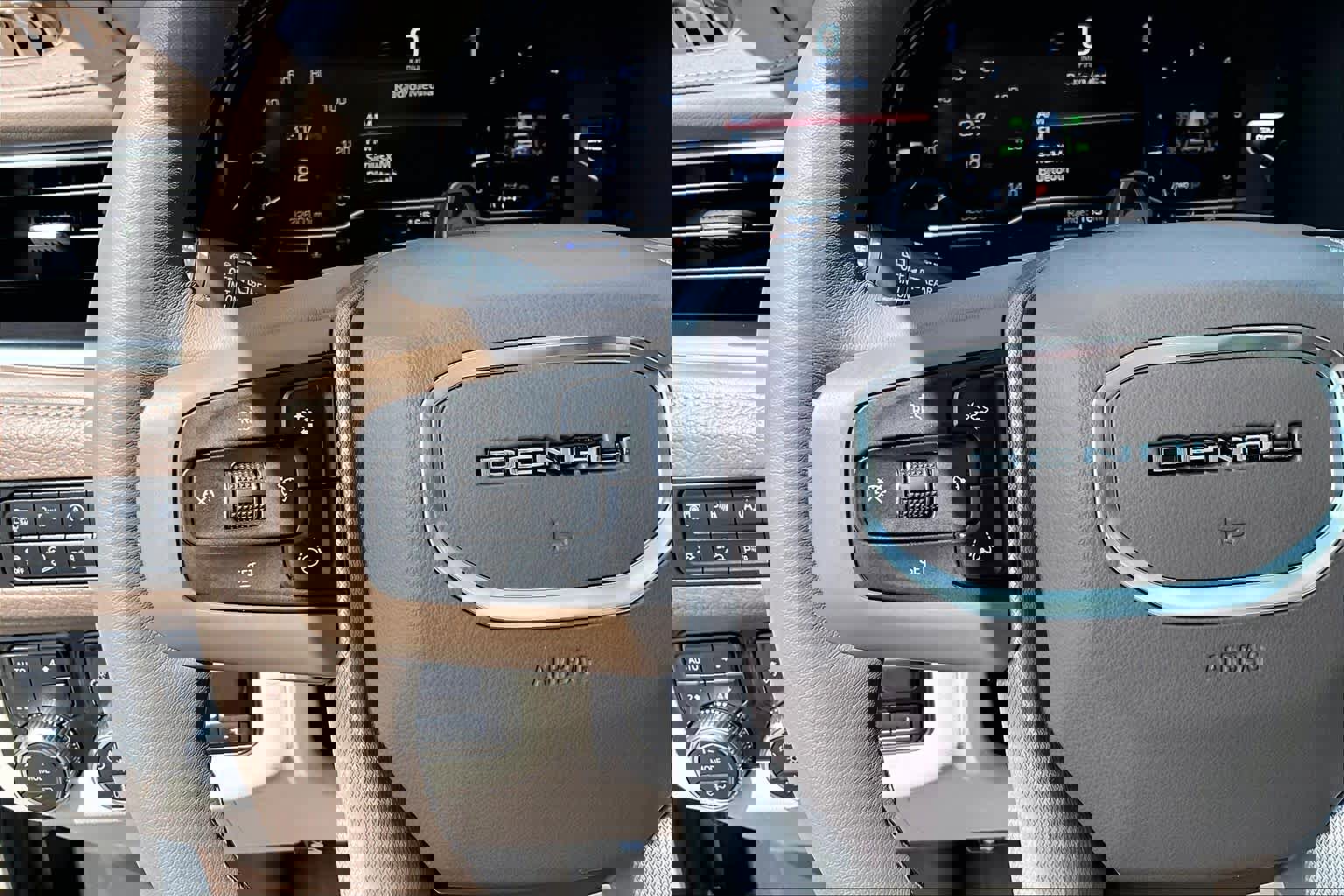 Used 2023 GMC Yukon Denali w/ Advanced Technology Package image 24