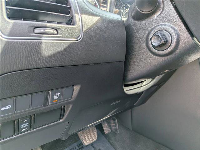 Used 2021 Nissan Armada SL w/ Captain's Chairs Package image 15