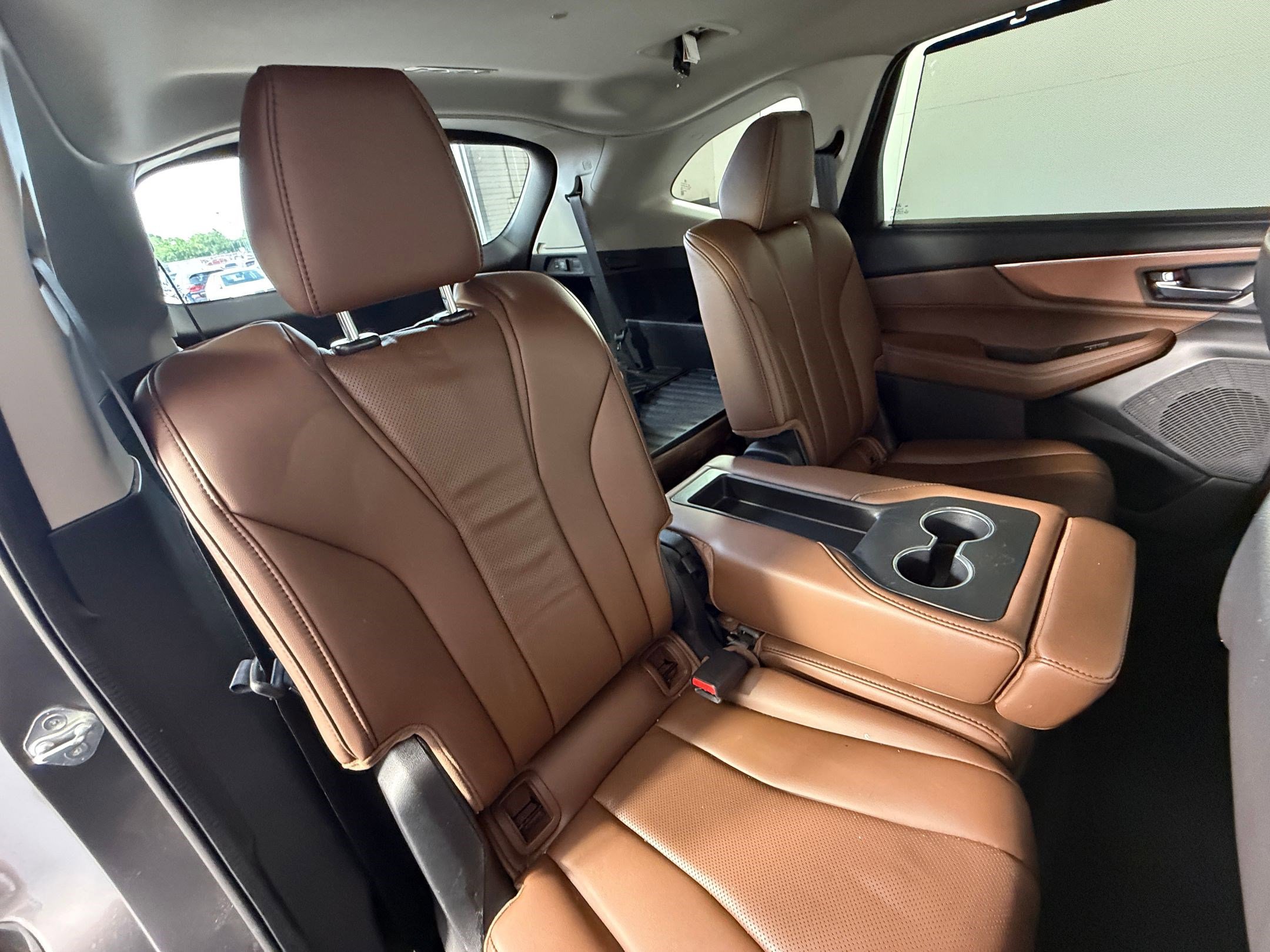 Used 2022 Acura MDX FWD w/ Technology Package image 34