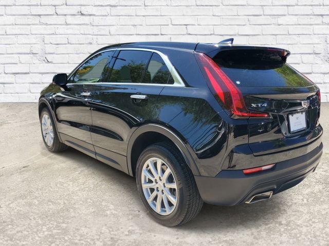 Certified 2023 Cadillac XT4 Luxury image 2