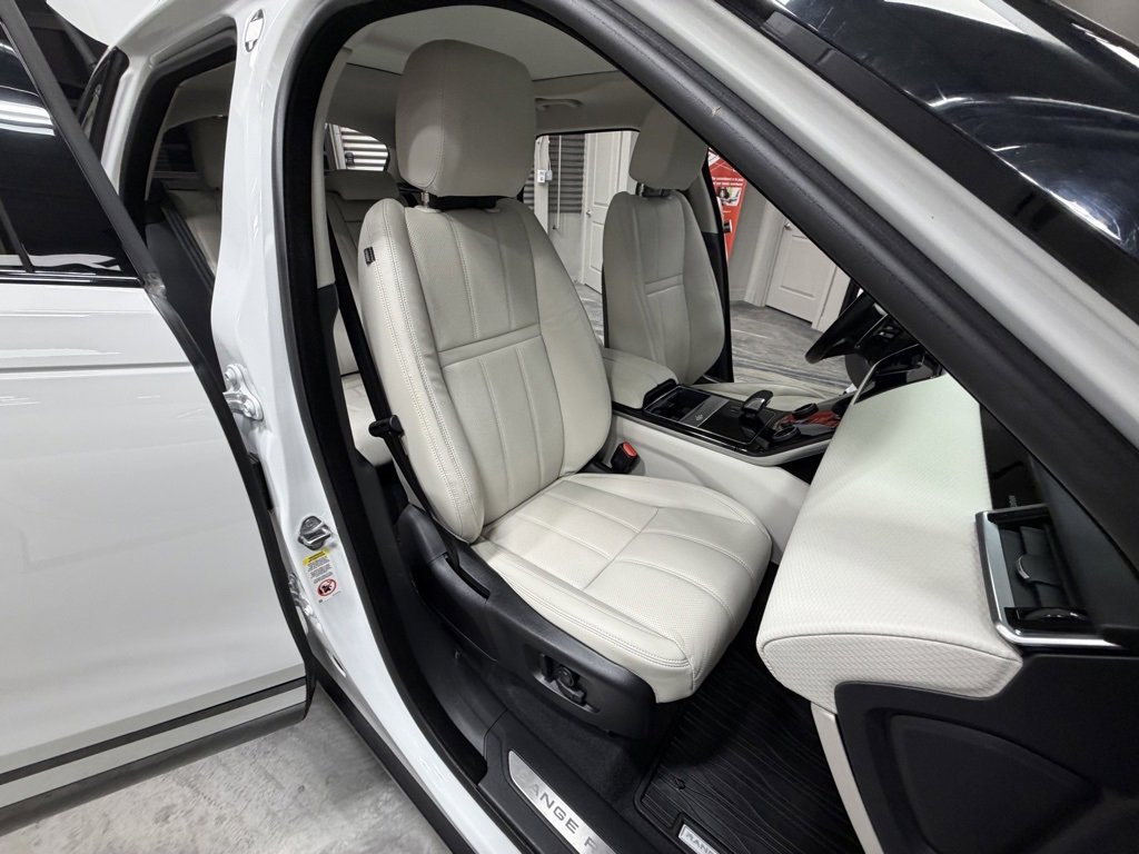 Used 2023 Land Rover Range Rover Velar S image 5