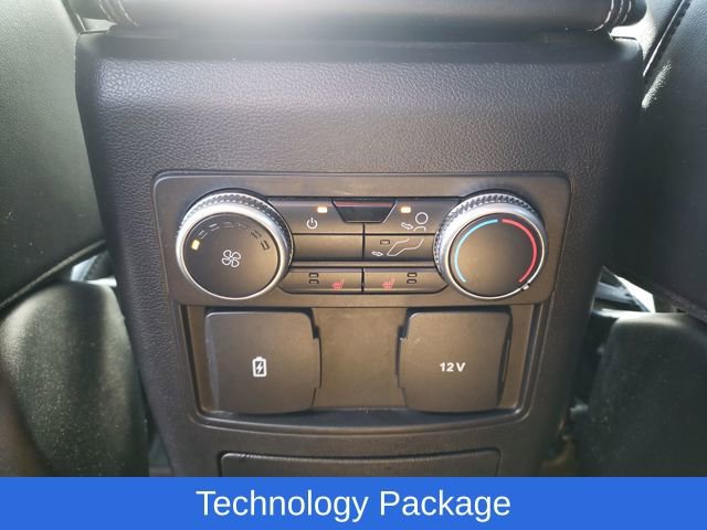 Used 2023 Ford Explorer XLT w/ Equipment Group 202A image 12