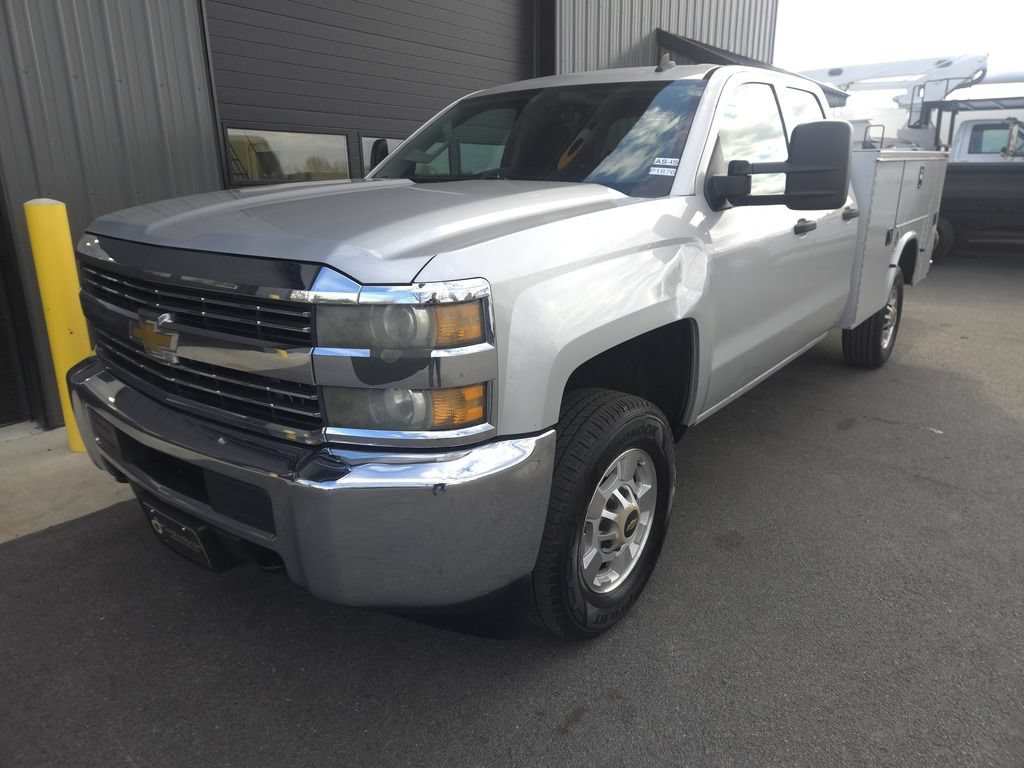 Used 2015 Chevrolet Silverado 2500 LT RWD image 2