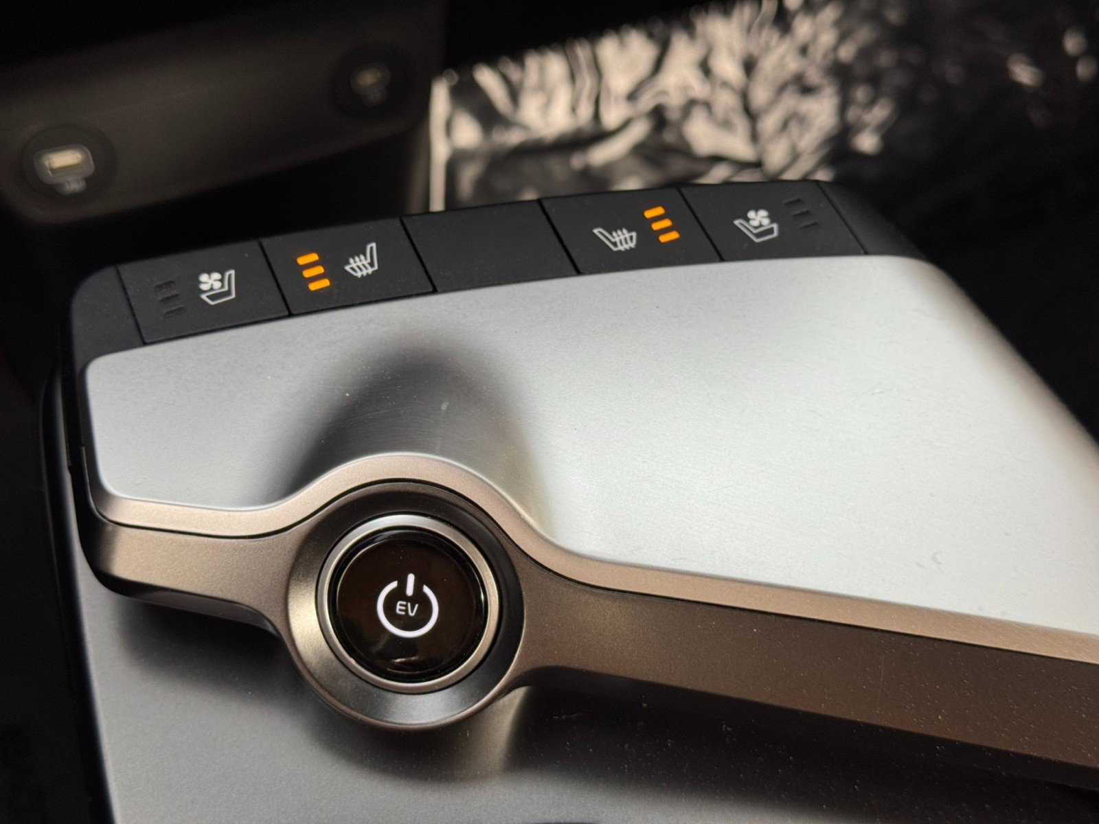 Used 2023 Kia EV6 Wind image 27