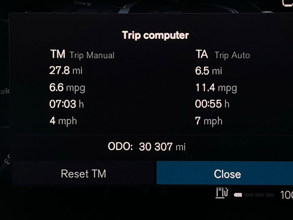 Used 2024 Volvo XC60 B5 Core image 14