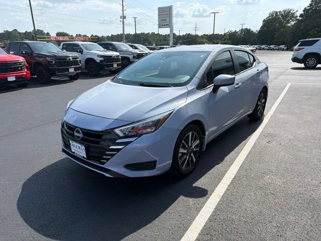 Used 2025 Nissan Versa SV w/ Trunk Package FWD image 5