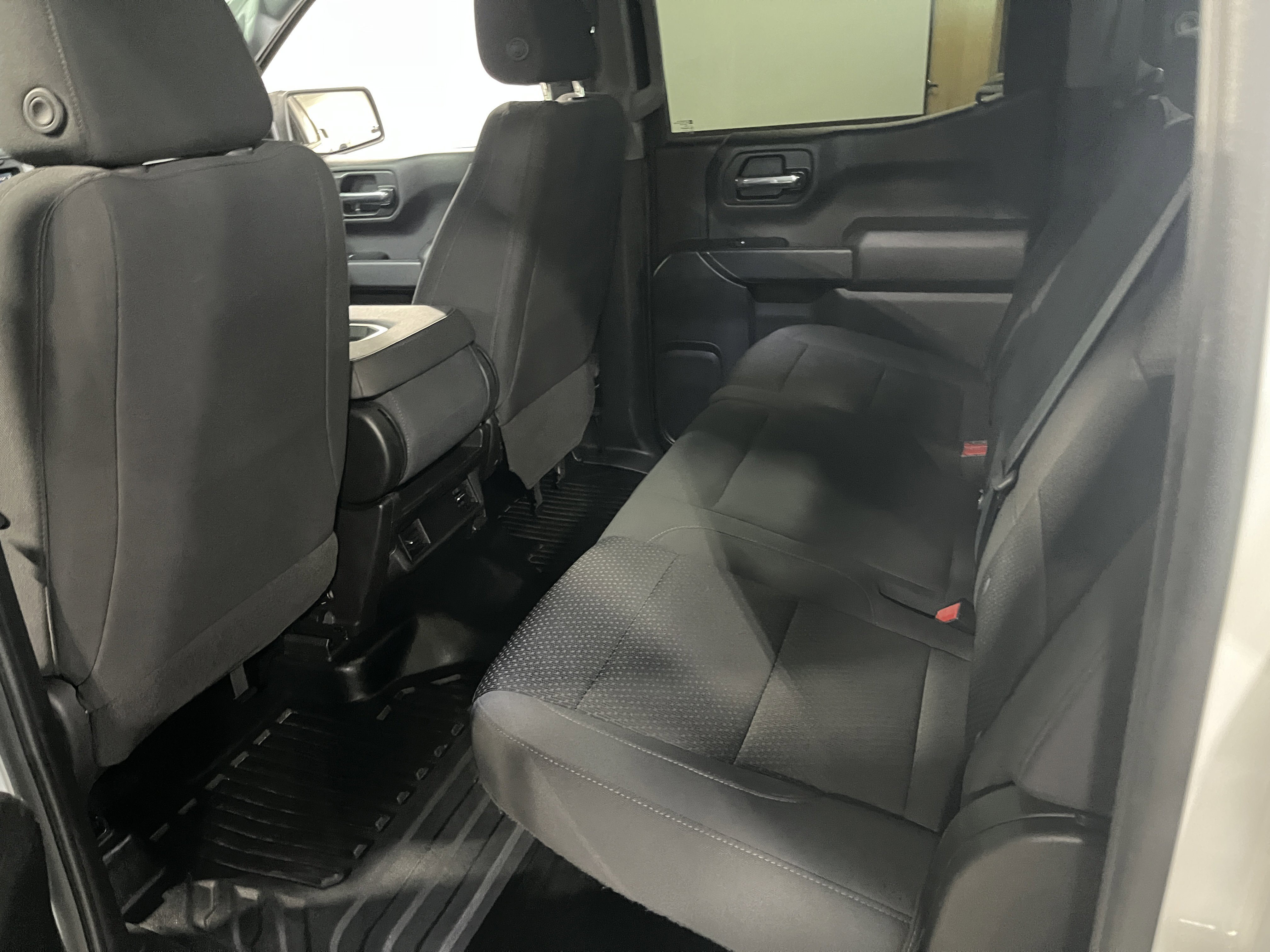 Used 2022 GMC Sierra 1500 Pro w/ Convenience Package AWD/4WD image 8