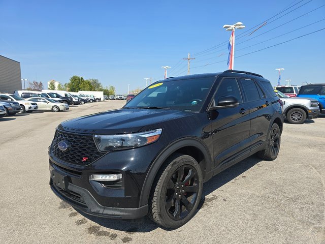 Used 2023 Ford Explorer ST w/ Technology Package image 9