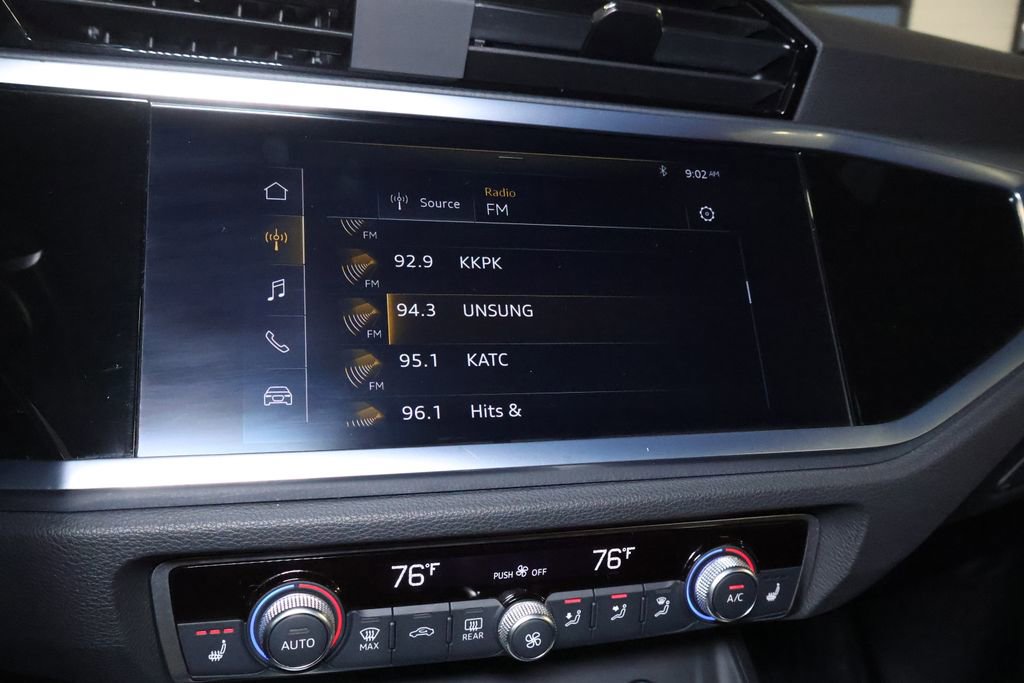 Used 2020 Audi Q3 2.0T Premium w/ Convenience Package image 28