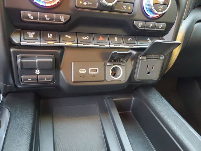 Used 2020 GMC Sierra 3500 Denali w/ Denali Ultimate Package image 25