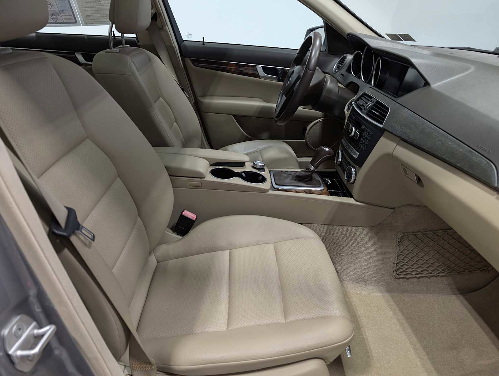 Used 2012 Mercedes-Benz C 300 Sport image 41