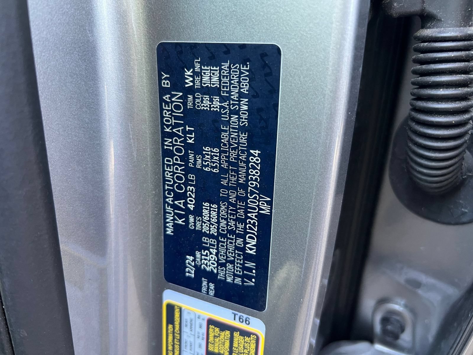 Used 2025 Kia Soul LX w/ LX Technology Package FWD image 27