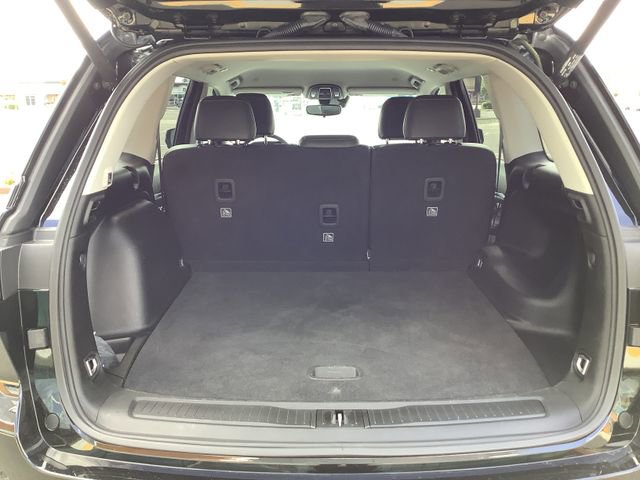 Used 2024 Jeep Grand Cherokee Limited RWD image 30