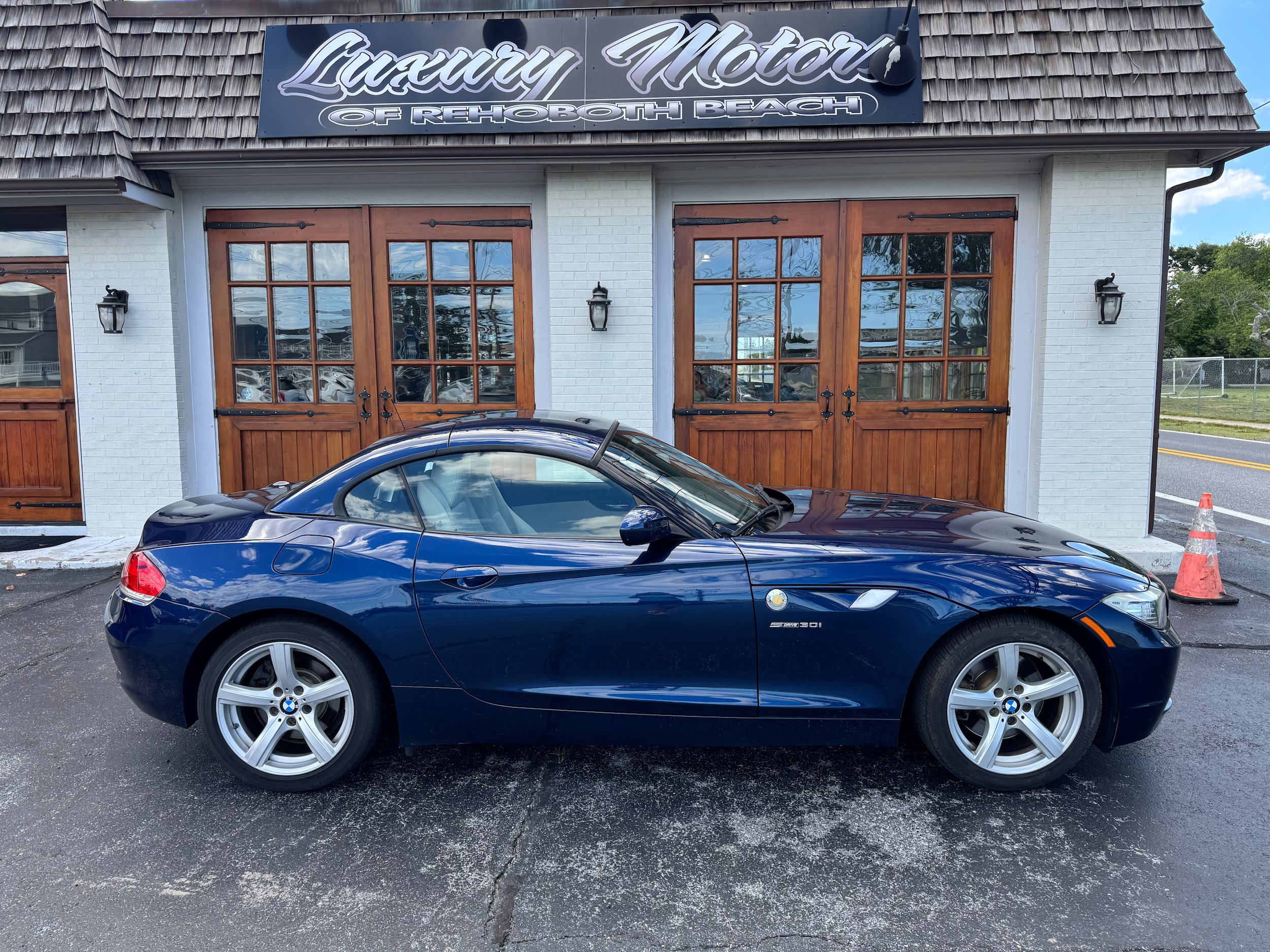 Used 2009 BMW Z4 sDrive30i RWD image 25