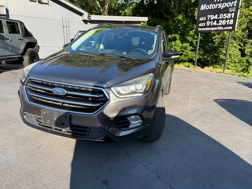 Used 2017 Ford Escape Titanium image 19