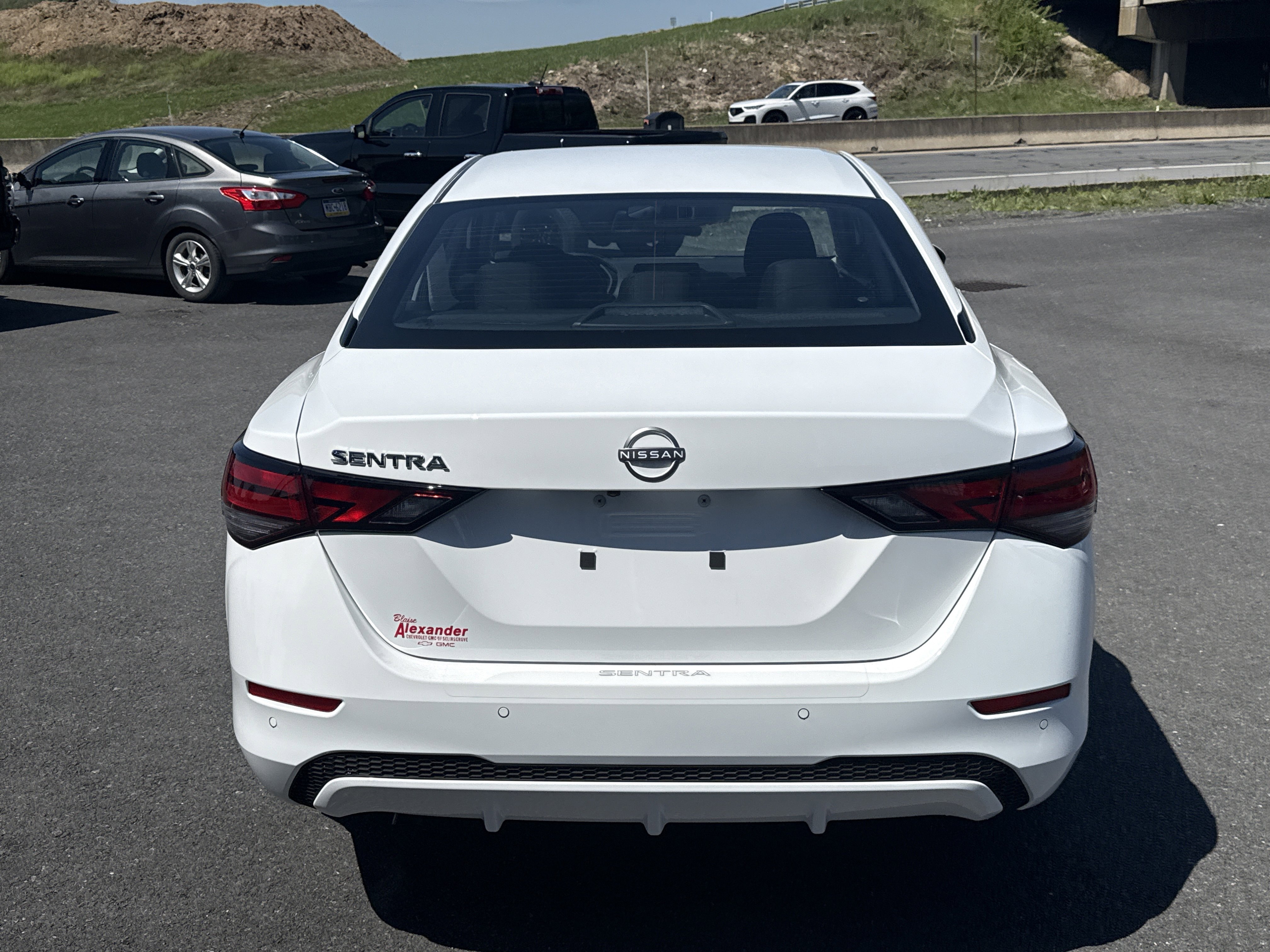 Used 2025 Nissan Sentra S image 3