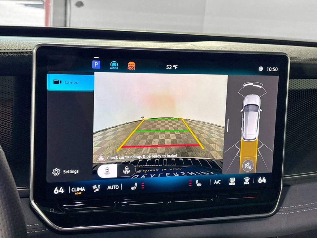 New 2025 Volkswagen Tiguan SE R-Line image 15