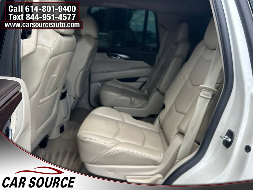 Used 2015 Cadillac Escalade Luxury AWD/4WD image 17