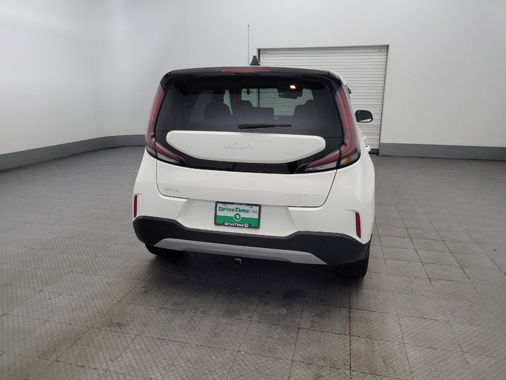 Used 2023 Kia Soul LX w/ Option Group 015 image 7