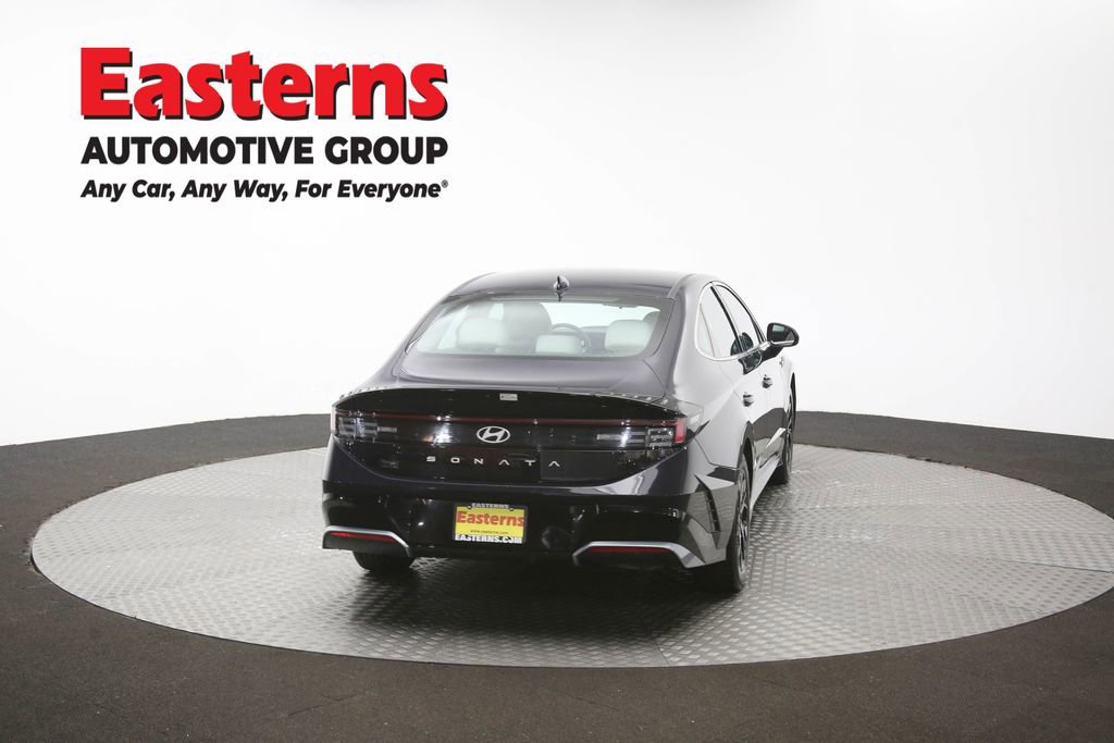 Used 2025 Hyundai Sonata SEL FWD image 40