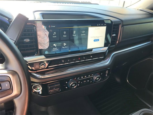 Used 2025 Chevrolet Silverado 2500 LT image 4