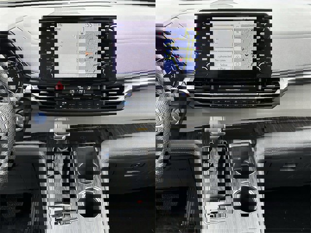 Used 2024 Toyota Sienna Limited image 18