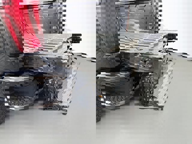 Used 2024 GMC Sierra 2500 Denali w/ Denali Reserve Package image 36