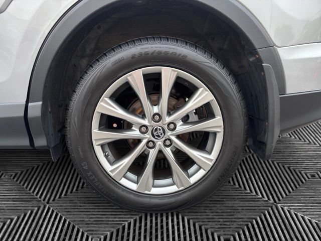 Used 2017 Toyota RAV4 Limited w/ All Weather Liner Package AWD/4WD image 31