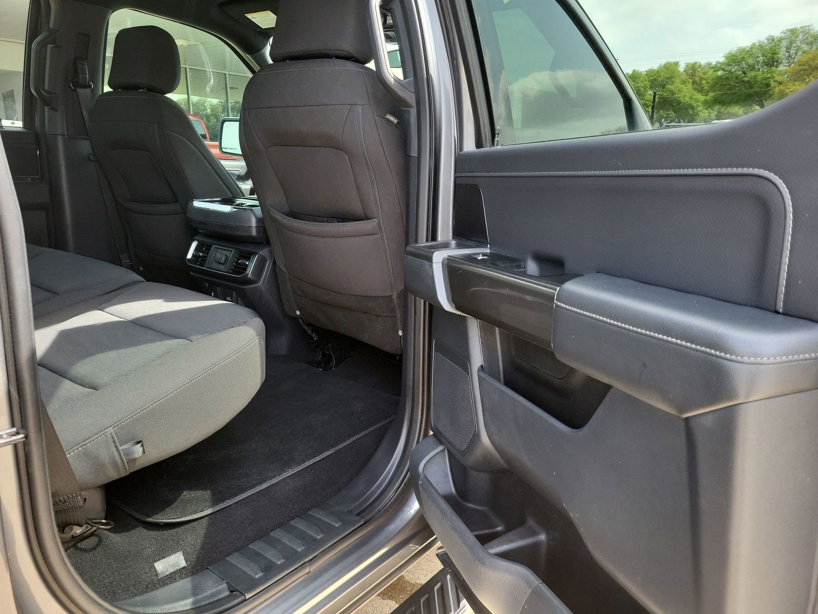 Used 2023 Ford F150 XLT w/ Equipment Group 302A High image 26