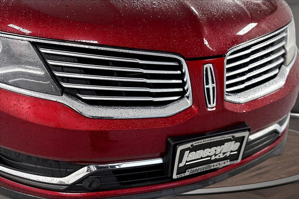 Used 2016 Lincoln MKX Select w/ Select Plus Package AWD/4WD image 33