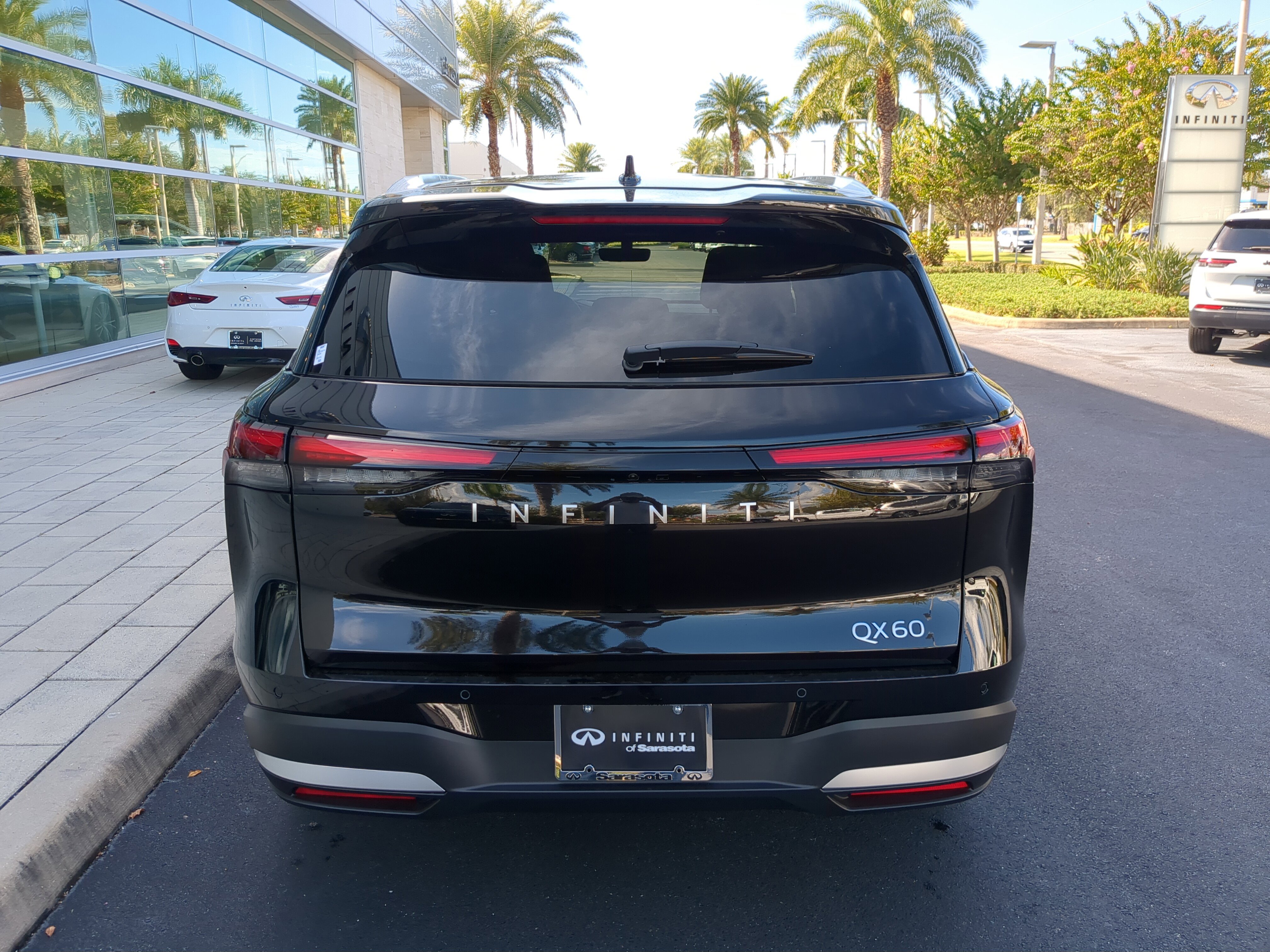 New 2026 INFINITI QX60 Luxe w/ Cargo Package image 5