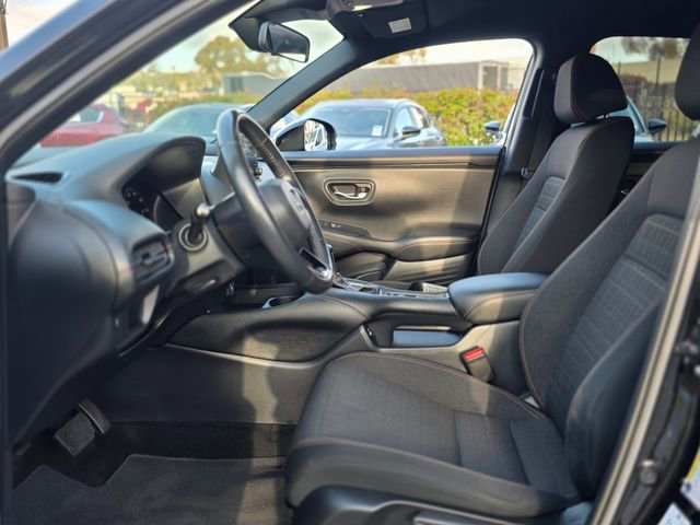 Used 2023 Honda HR-V Sport image 12