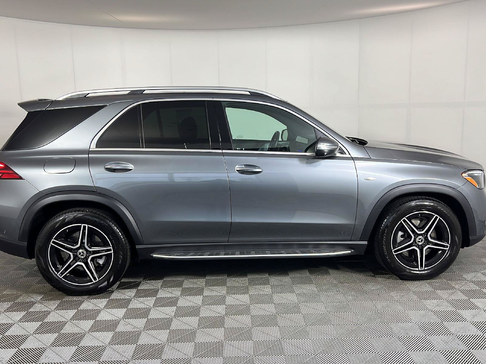 Certified 2025 Mercedes-Benz GLE 450e 4MATIC image 21
