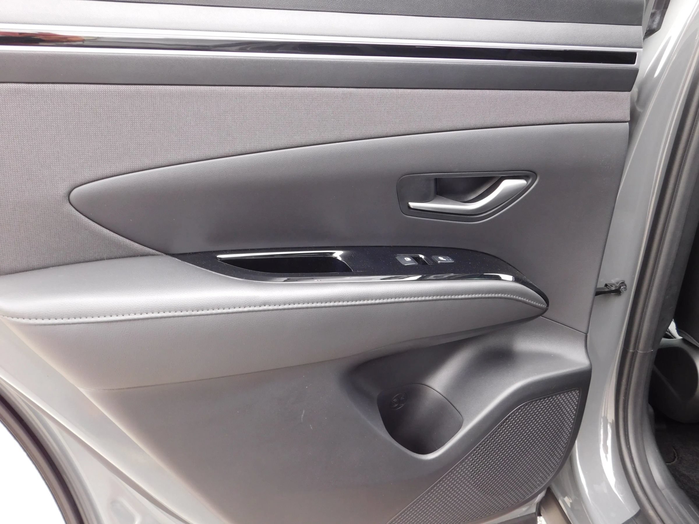 Used 2024 Hyundai Tucson Limited AWD/4WD image 11