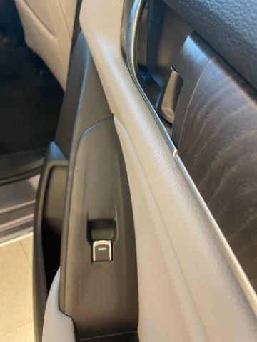 Used 2020 Honda Accord EX-L image 17