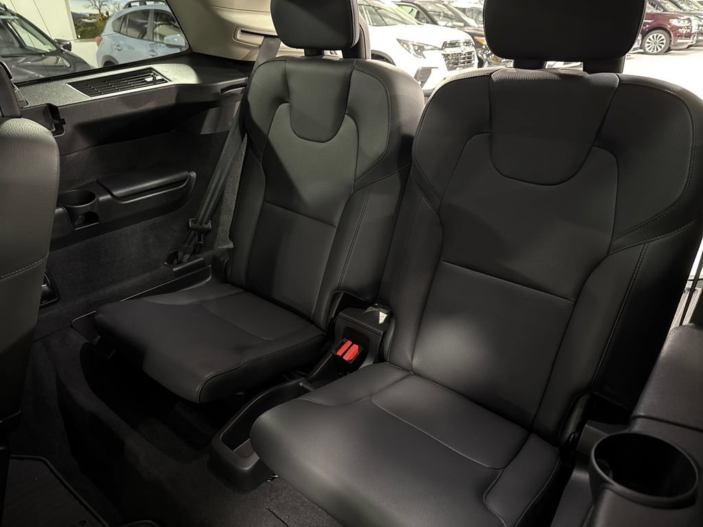Certified 2023 Volvo XC90 B6 Plus w/ Protection Package AWD/4WD image 25