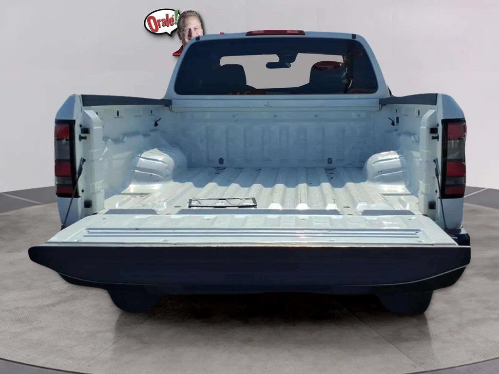 Used 2022 Nissan Frontier S w/ Technology Package AWD/4WD image 9