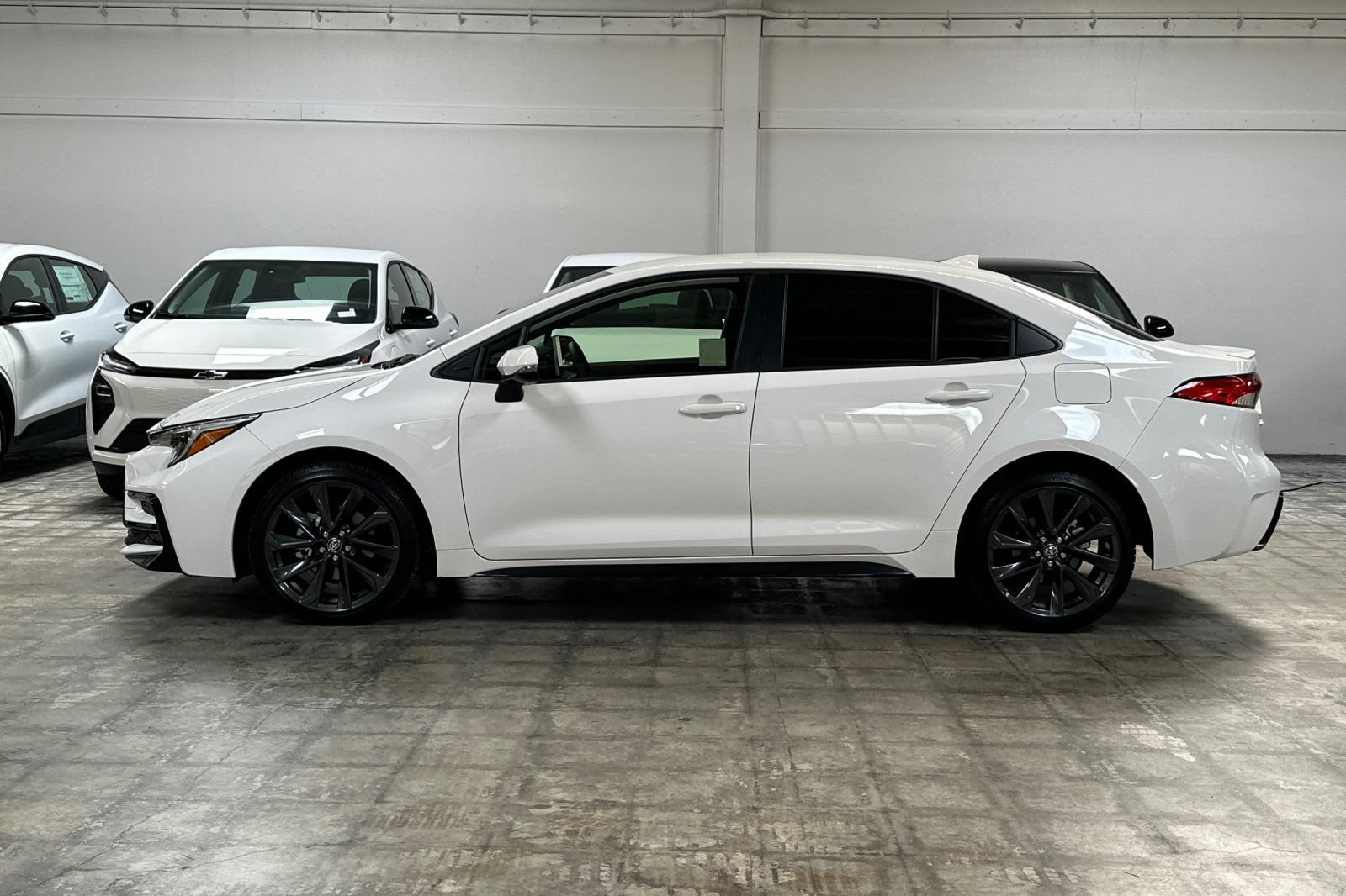 Used 2026 Toyota Corolla SE w/ SE Premium Package FWD image 7