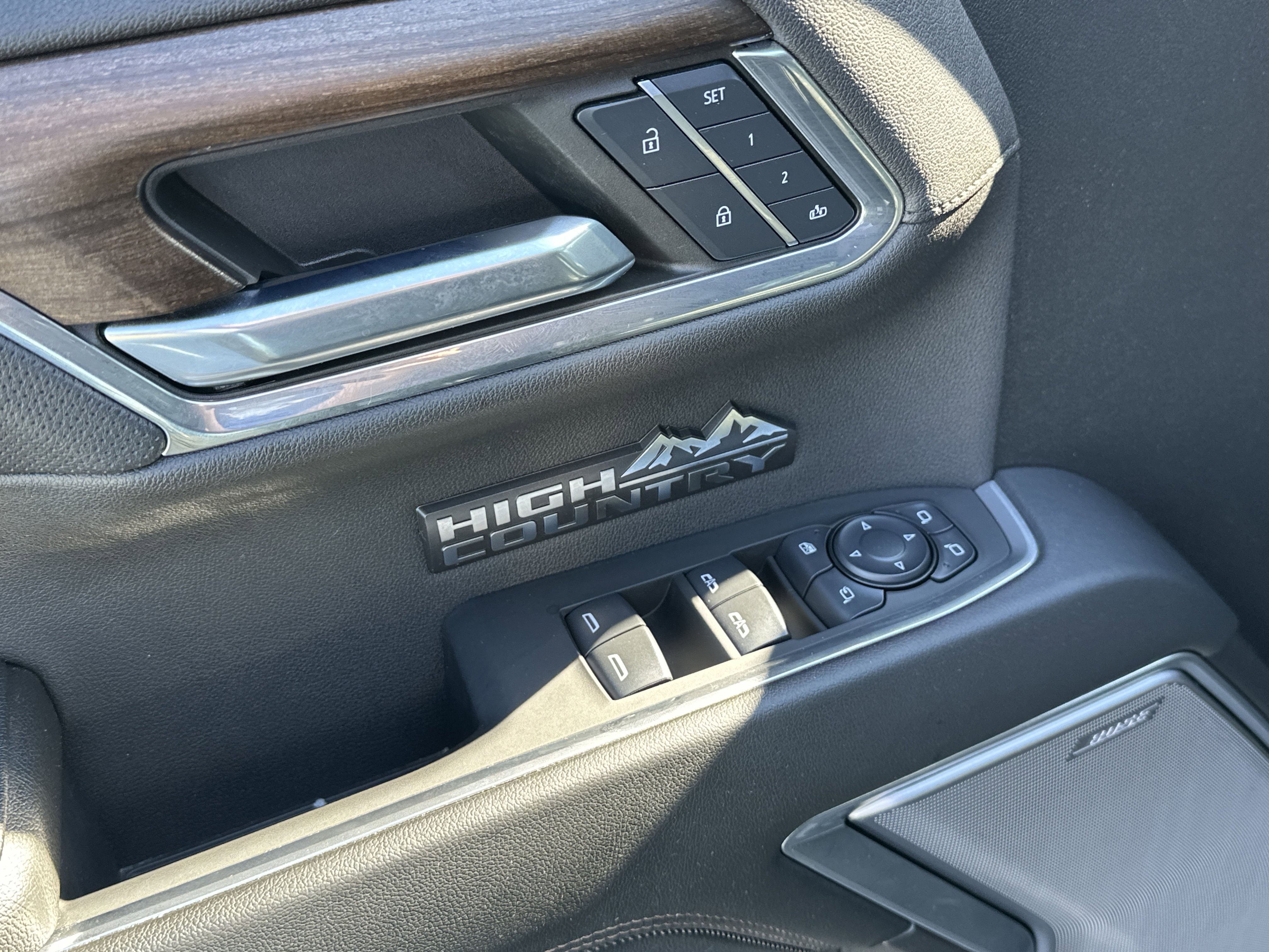 Used 2024 Chevrolet Silverado 1500 High Country w/ High Country Premium Package image 15