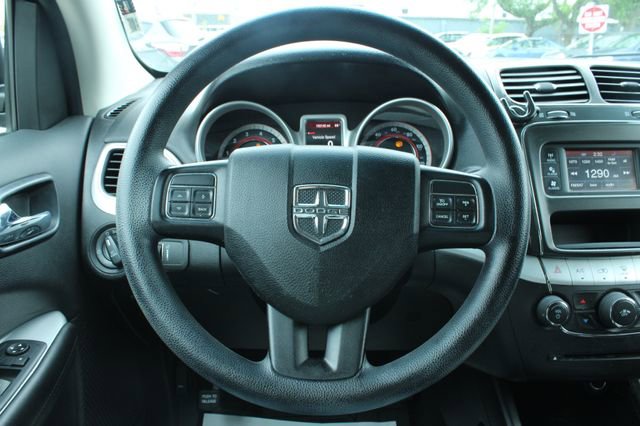 Used 2016 Dodge Journey SXT w/ Comfort/Convenience Group FWD image 20