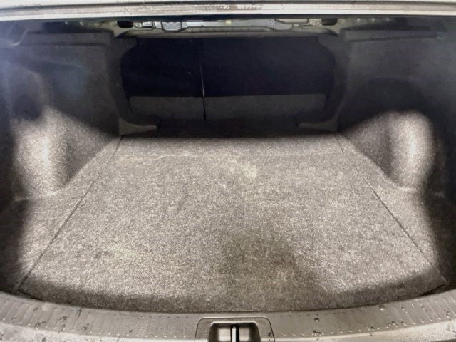 Used 2025 Toyota Corolla LE FWD image 33