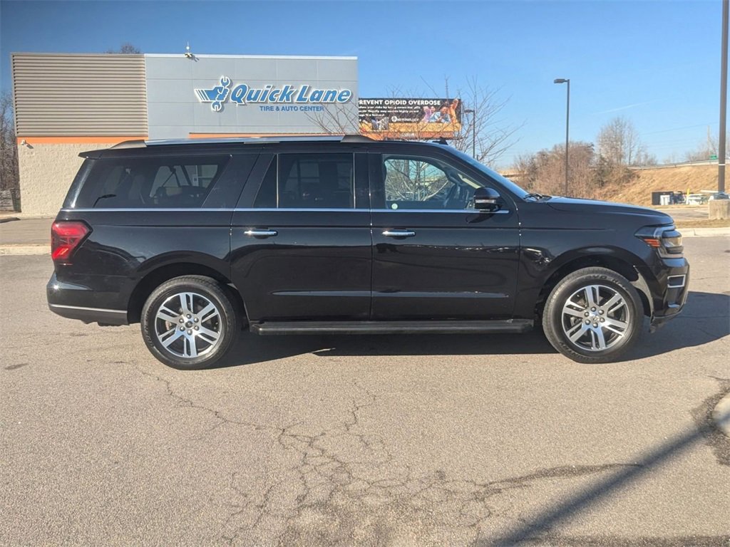 Used 2024 Ford Expedition Max Limited image 6