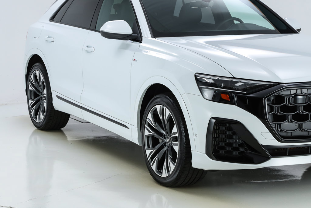 Used 2026 Audi Q8 Premium Plus w/ Premium Plus Package AWD/4WD image 29
