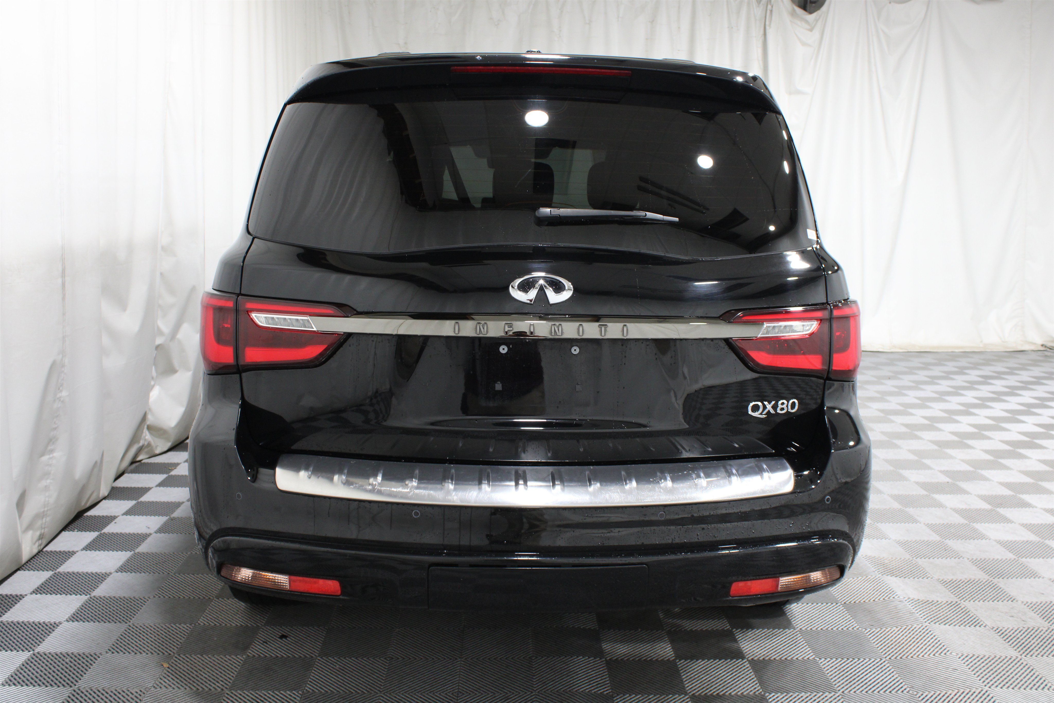 Used 2022 INFINITI QX80 Premium Select w/ All-Season Package RWD image 38